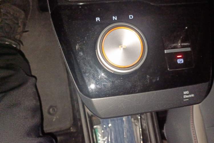 Used MG 4 EV 2022 520 km Flagship Edition Gear Lever