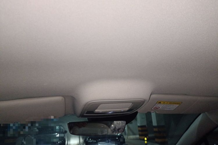 Used MG 4 EV 2022 520 km Flagship Edition Headliner