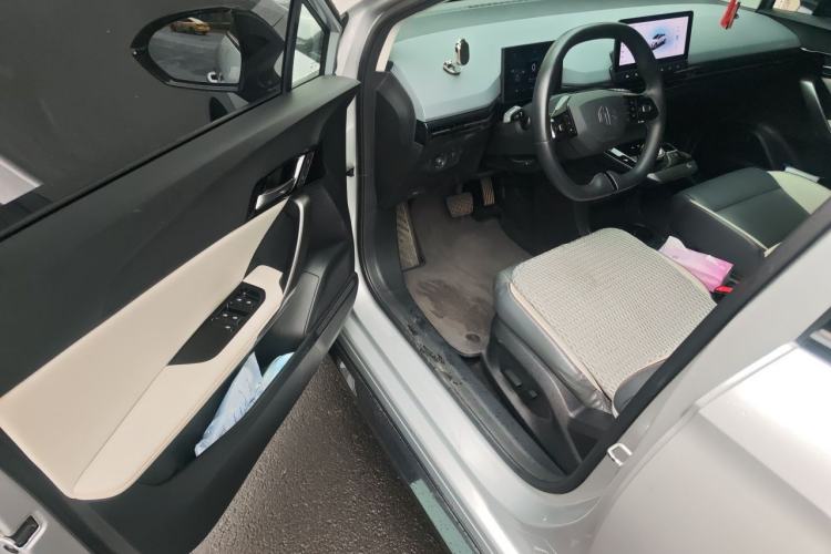 Used MG 4 EV 2022 520 km Flagship Edition Interior 3