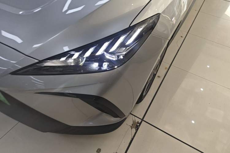 Used MG 4 EV 2022 520 km Luxury Edition Left Front Headlight