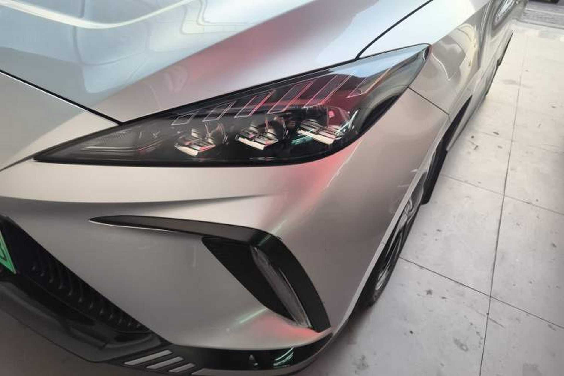Used MG 4 EV 2022 425 km Flagship Edition Left Front Headlight