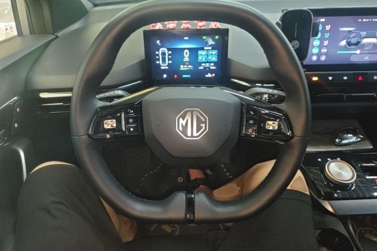 Used MG 4 EV 2022 520 km Luxury Edition Steering Wheel