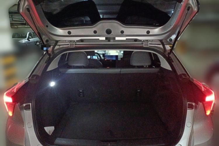 Used MG 4 EV 2022 520 km Flagship Edition Trunk