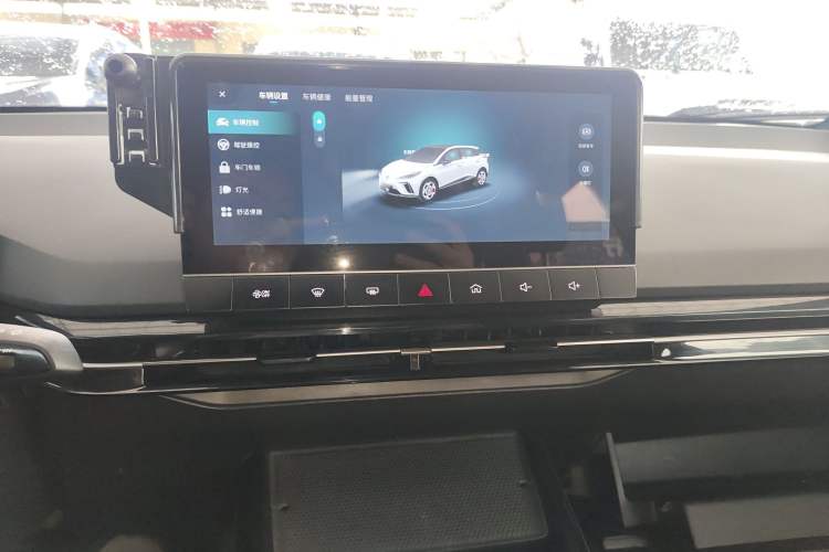 Used MG 4 EV 2022 425 km Luxury Edition Audio And AC Panel