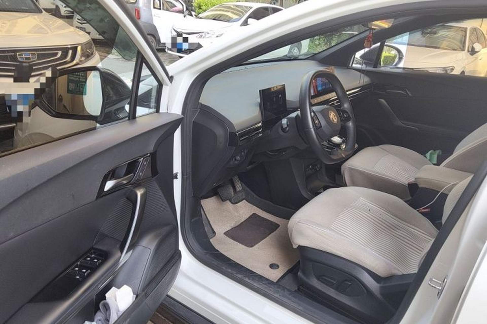 Used MG 4 EV 2022 520 km Flagship Edition Driver Seat