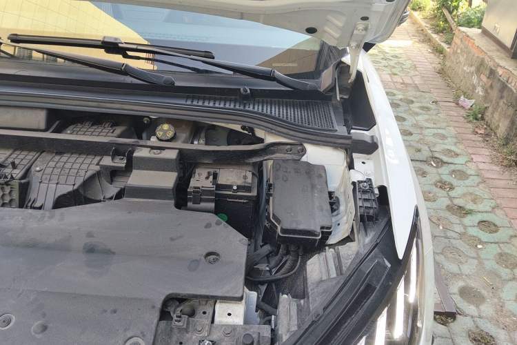 Used MG 4 EV 2022 520 km Flagship Edition Engine Bay Left