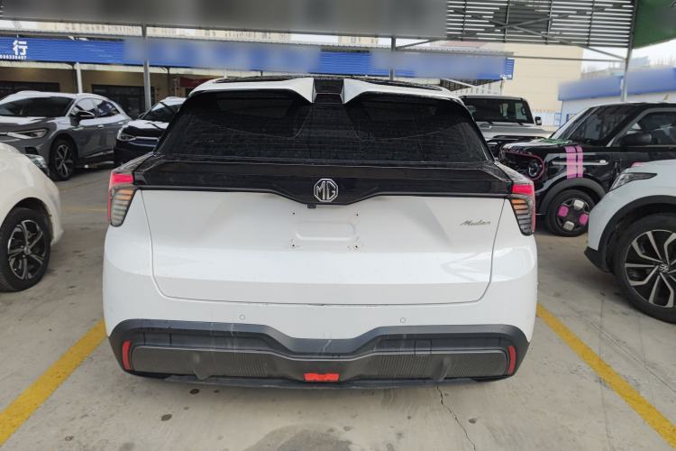 Used MG 4 EV 2022 425 km Luxury Edition Exterior 4