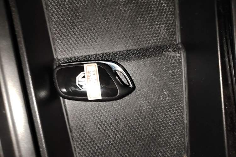 Used MG 4 EV 2022 425 km Luxury Edition Interior 1