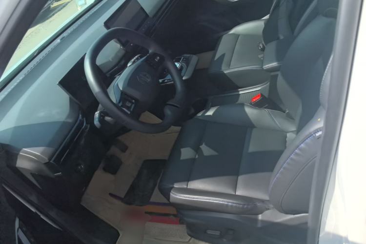 Used MG 4 EV 2022 425 km Luxury Edition Left Front Seat