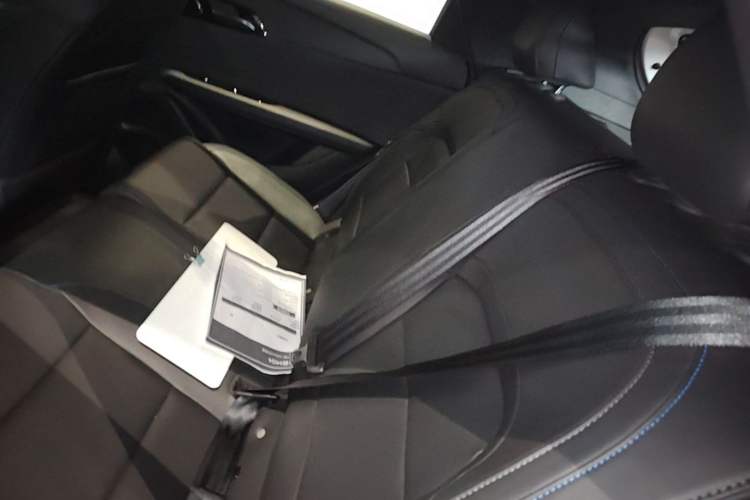 Used MG 4 EV 2022 425 km Luxury Edition Left Rear Seat