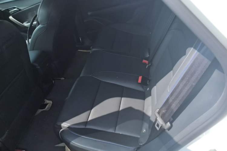 Used MG 4 EV 2022 425 km Luxury Edition Left Rear Seat