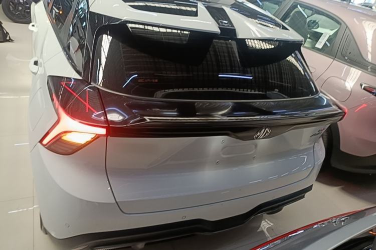 Used MG 4 EV 2022 425 km Luxury Edition Rear