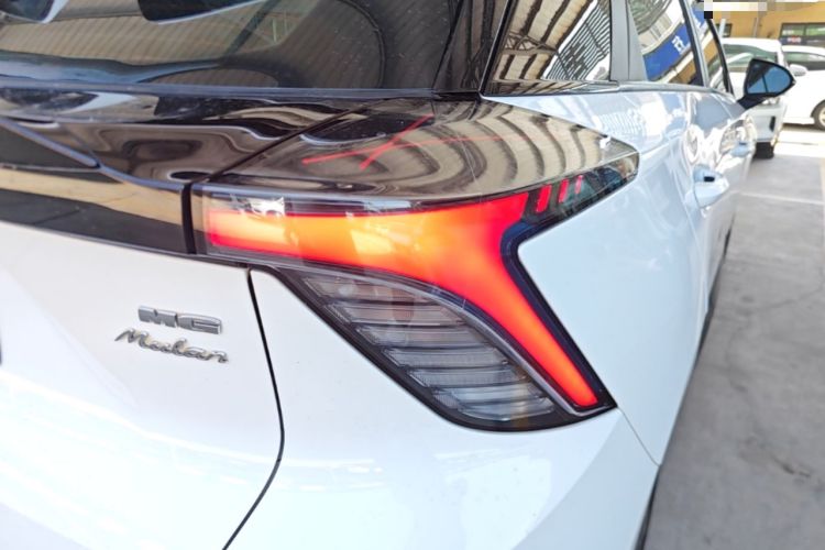 Used MG 4 EV 2022 425 km Luxury Edition Right Rear Taillight