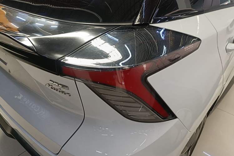 Used MG 4 EV 2022 425 km Luxury Edition Right Rear Taillight