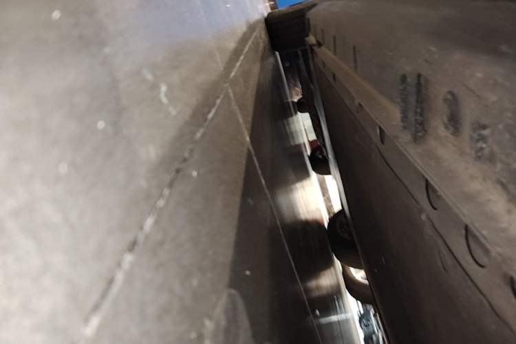 Used MG 4 EV 2022 425 km Luxury Edition Right Side Sill