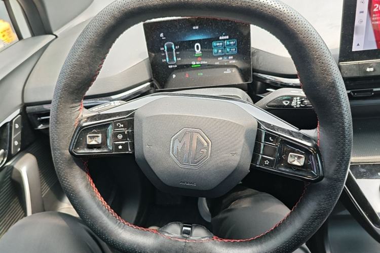 Used MG 4 EV 2022 425 km Luxury Edition Steering Wheel