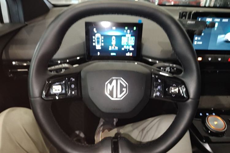 Used MG 4 EV 2022 425 km Luxury Edition Steering Wheel