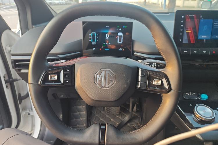 Used MG 4 EV 2022 425 km Luxury Edition Steering Wheel