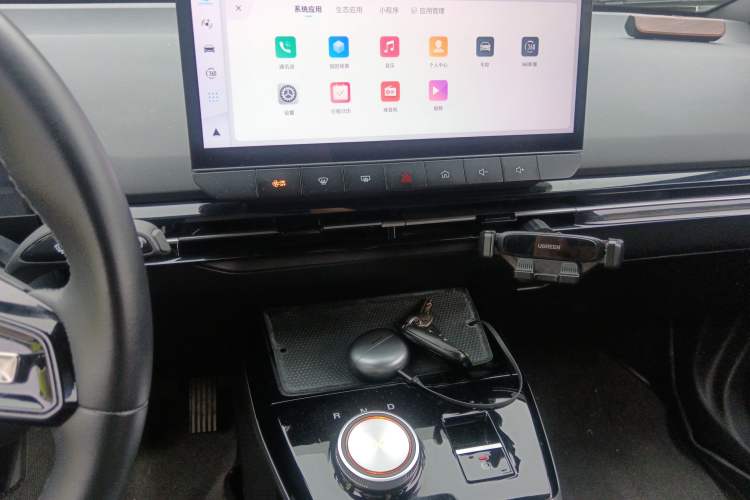Used MG 4 EV 2023 415 km Range Sea-Faring Champion Edition Audio And AC Panel