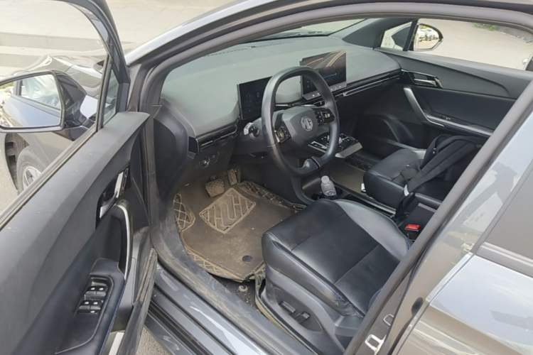 Used MG 4 EV 2023 415 km Range Sea-Faring Champion Edition Driver Seat