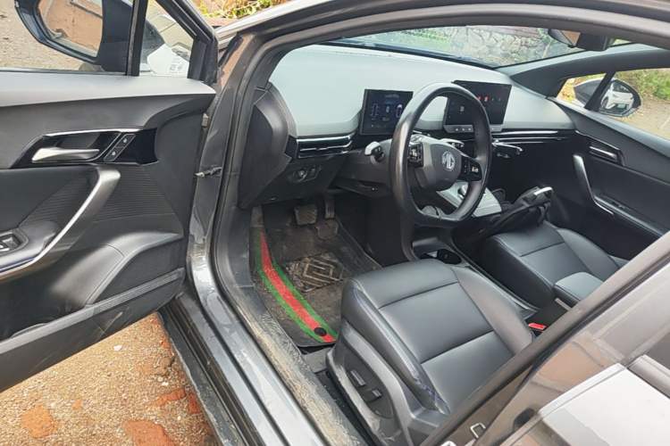 Used MG 4 EV 2023 415 km Range Sea-Faring Champion Edition Driver Seat