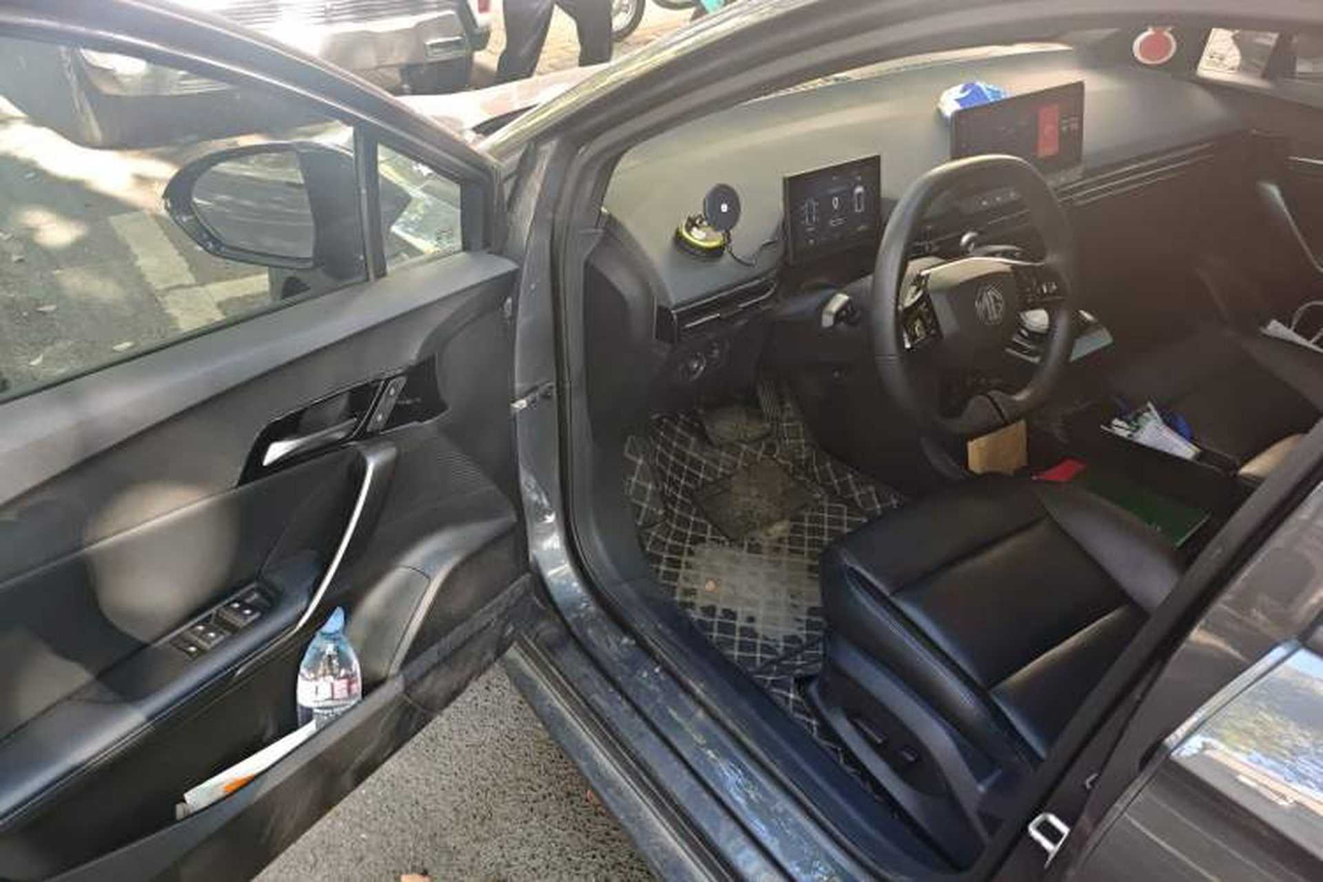 Used MG 4 EV 2023 415 km Range Sea-Faring Champion Edition Driver Seat