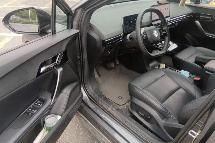 Used MG 4 EV 2023 415 km Range Sea-Faring Champion Edition Driver Seat