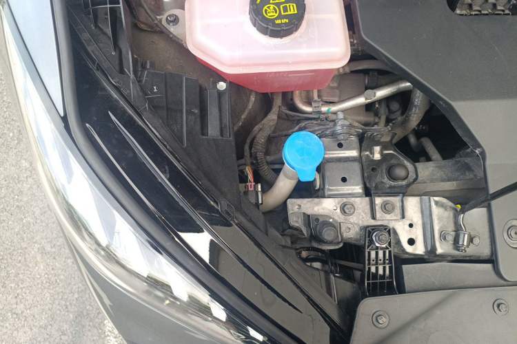 Used MG 4 EV 2023 415 km Range Sea-Faring Champion Edition Engine Bay Right