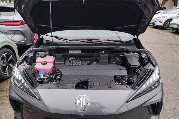 Used MG 4 EV 2023 415 km Range Sea-Faring Champion Edition Engine Bay