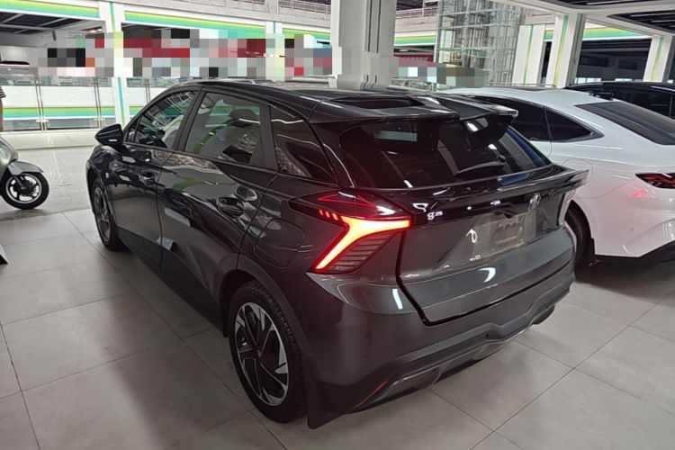 Used MG 4 EV 2023 415 km Range Sea-Faring Champion Edition Exterior 2