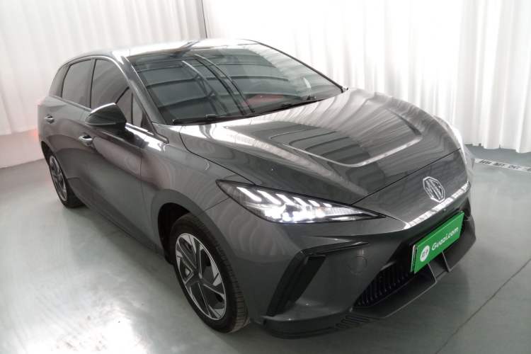 Used MG 4 EV 2023 415 km Range Sea-Faring Champion Edition Front Right 45 Deg