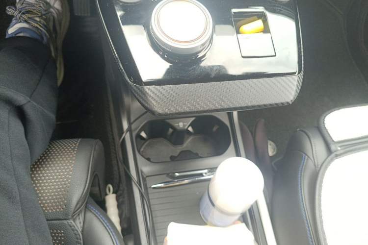 Used MG 4 EV 2023 415 km Range Sea-Faring Champion Edition Gear Lever