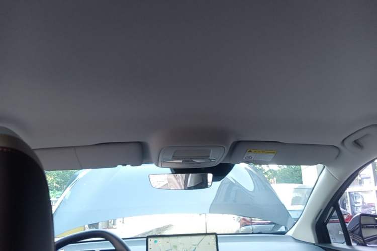 Used MG 4 EV 2023 415 km Range Sea-Faring Champion Edition Headliner