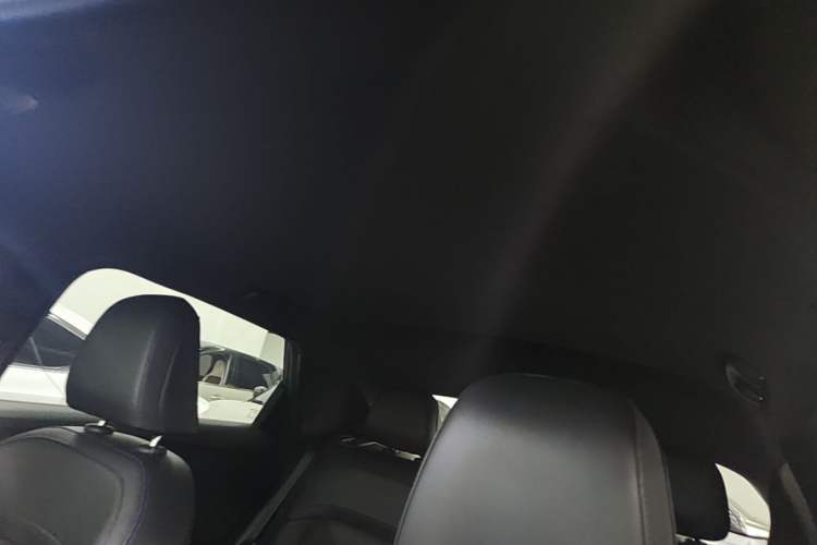 Used MG 4 EV 2023 415 km Range Sea-Faring Champion Edition Headliner