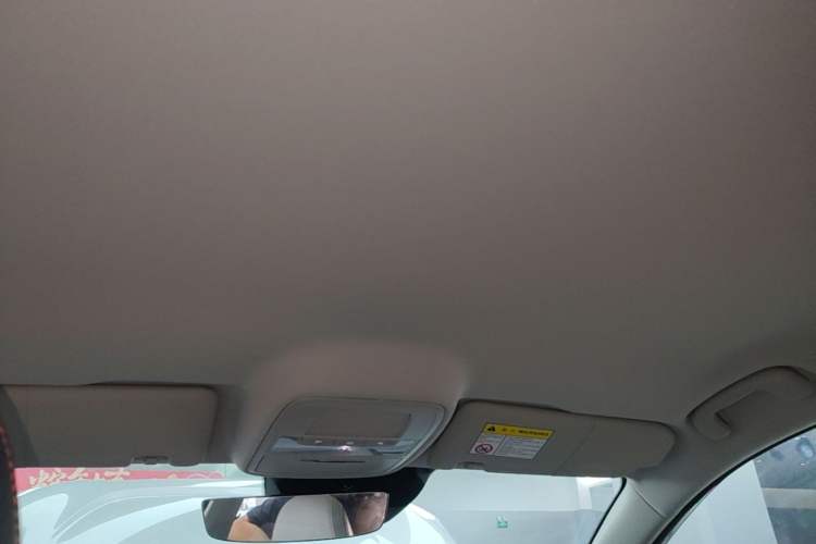 Used MG 4 EV 2023 415 km Range Sea-Faring Champion Edition Headliner