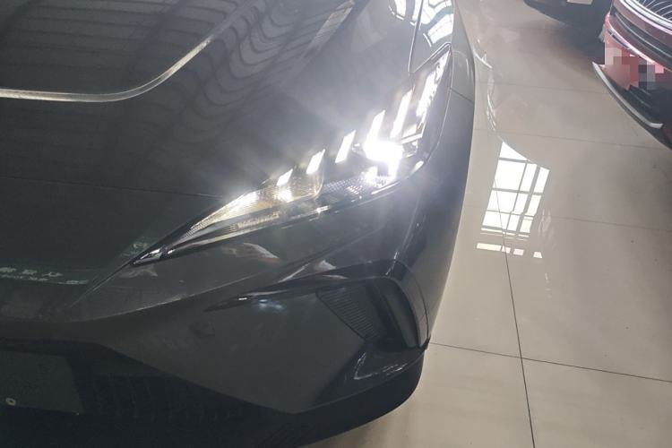 Used MG 4 EV 2023 415 km Range Sea-Faring Champion Edition Left Front Headlight