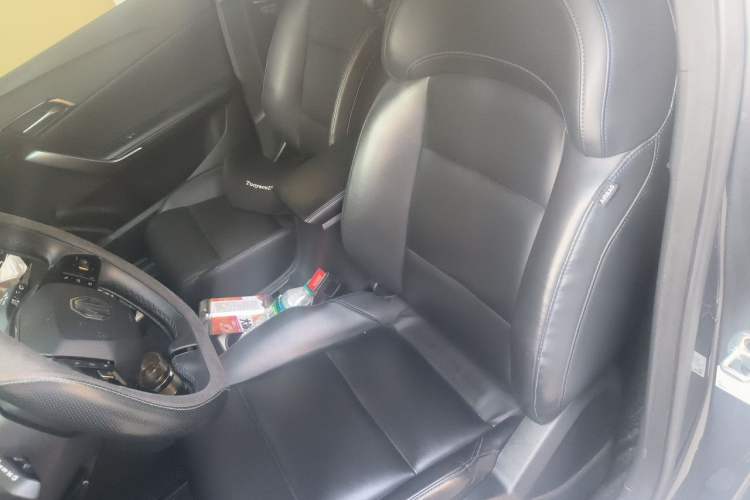 Used MG 4 EV 2023 415 km Range Sea-Faring Champion Edition Left Front Seat
