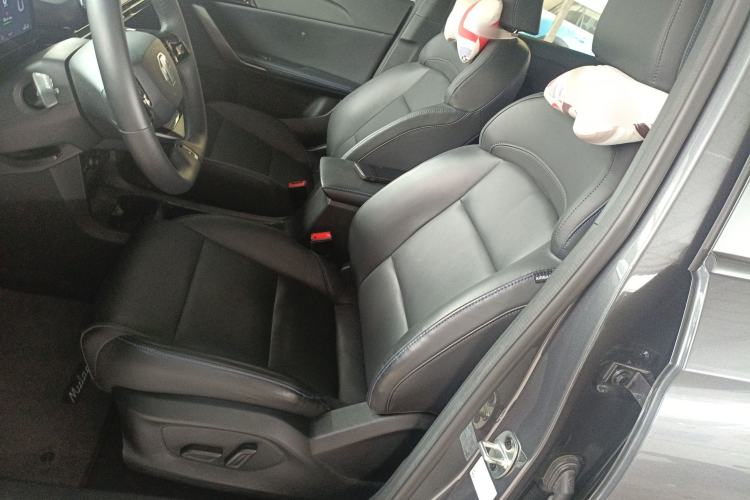Used MG 4 EV 2023 415 km Range Sea-Faring Champion Edition Left Front Seat