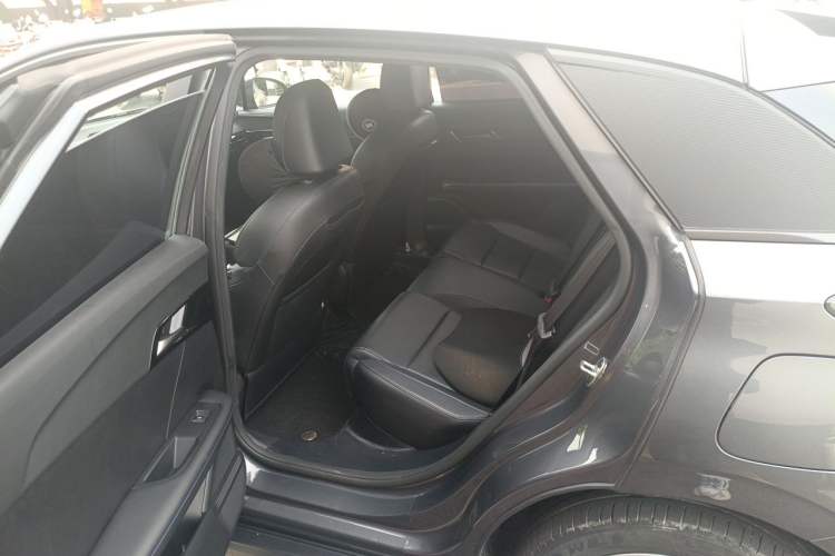 Used MG 4 EV 2023 415 km Range Sea-Faring Champion Edition Left Rear Seat