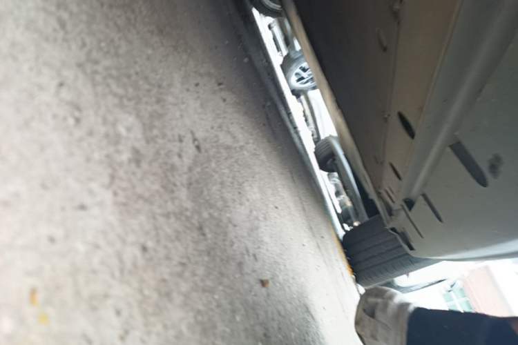 Used MG 4 EV 2023 415 km Range Sea-Faring Champion Edition Left Side Sill