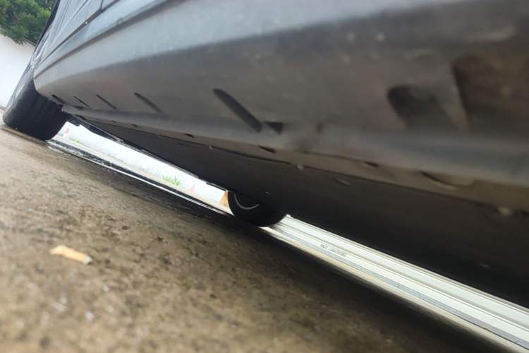 Used MG 4 EV 2023 415 km Range Sea-Faring Champion Edition Left Side Sill