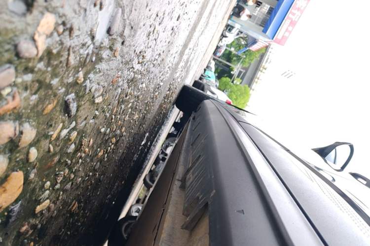 Used MG 4 EV 2023 415 km Range Sea-Faring Champion Edition Left Side Sill