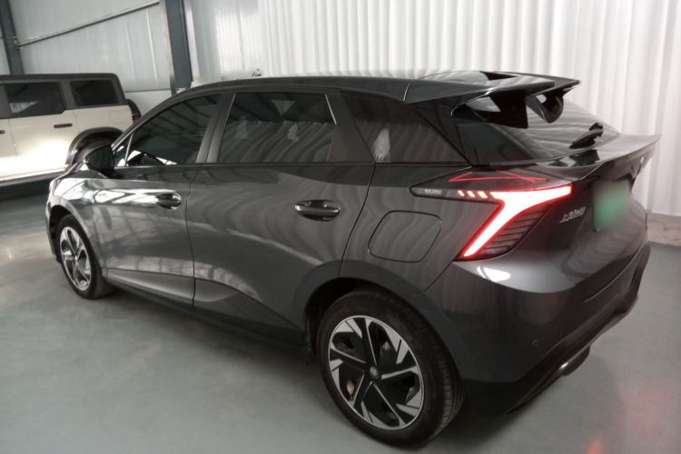 Used MG 4 EV 2023 415 km Range Sea-Faring Champion Edition Left Side