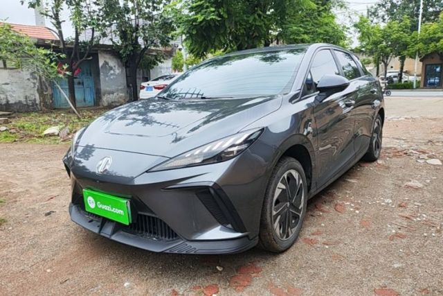 Używany MG 4 EV 2023 415 km Range Sea-Faring Champion Edition