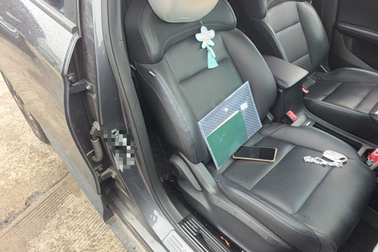 Used MG 4 EV 2023 415 km Range Sea-Faring Champion Edition Right Front Seat