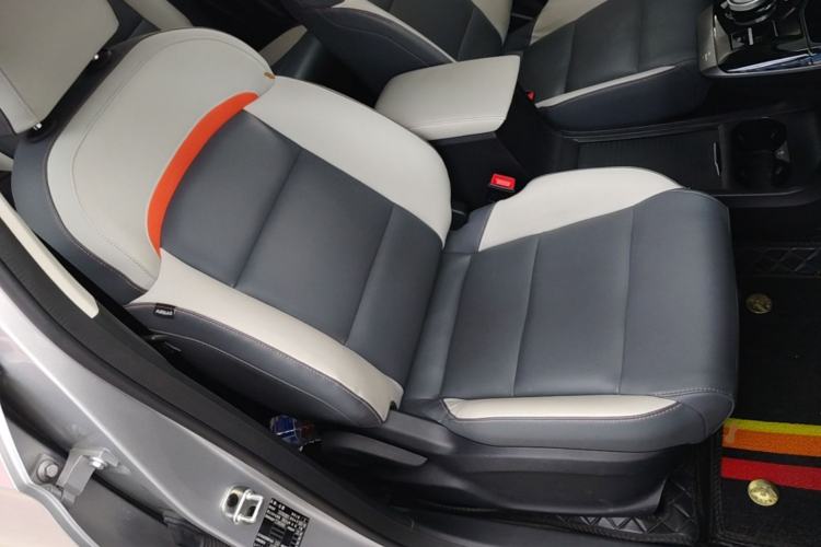 Used MG 4 EV 2023 415 km Range Sea-Faring Champion Edition Right Front Seat