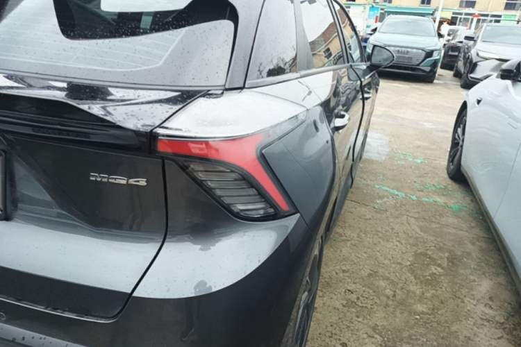 Used MG 4 EV 2023 415 km Range Sea-Faring Champion Edition Right Rear Taillight