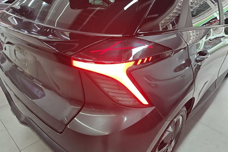 Used MG 4 EV 2023 415 km Range Sea-Faring Champion Edition Right Rear Taillight