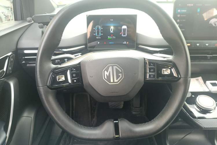 Used MG 4 EV 2023 415 km Range Sea-Faring Champion Edition Steering Wheel
