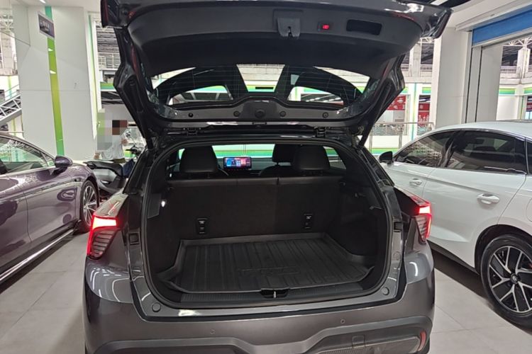 Used MG 4 EV 2023 415 km Range Sea-Faring Champion Edition Trunk